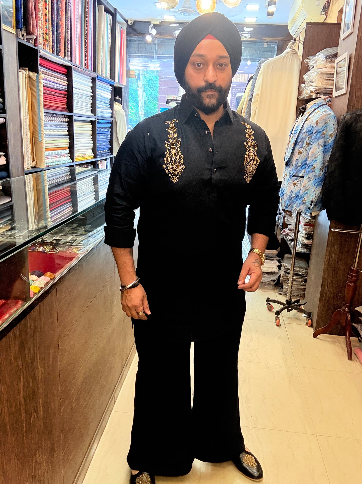 Black Paisely Embroidered Kurta