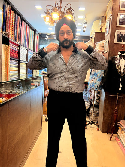 Thread of the Grey Shirt